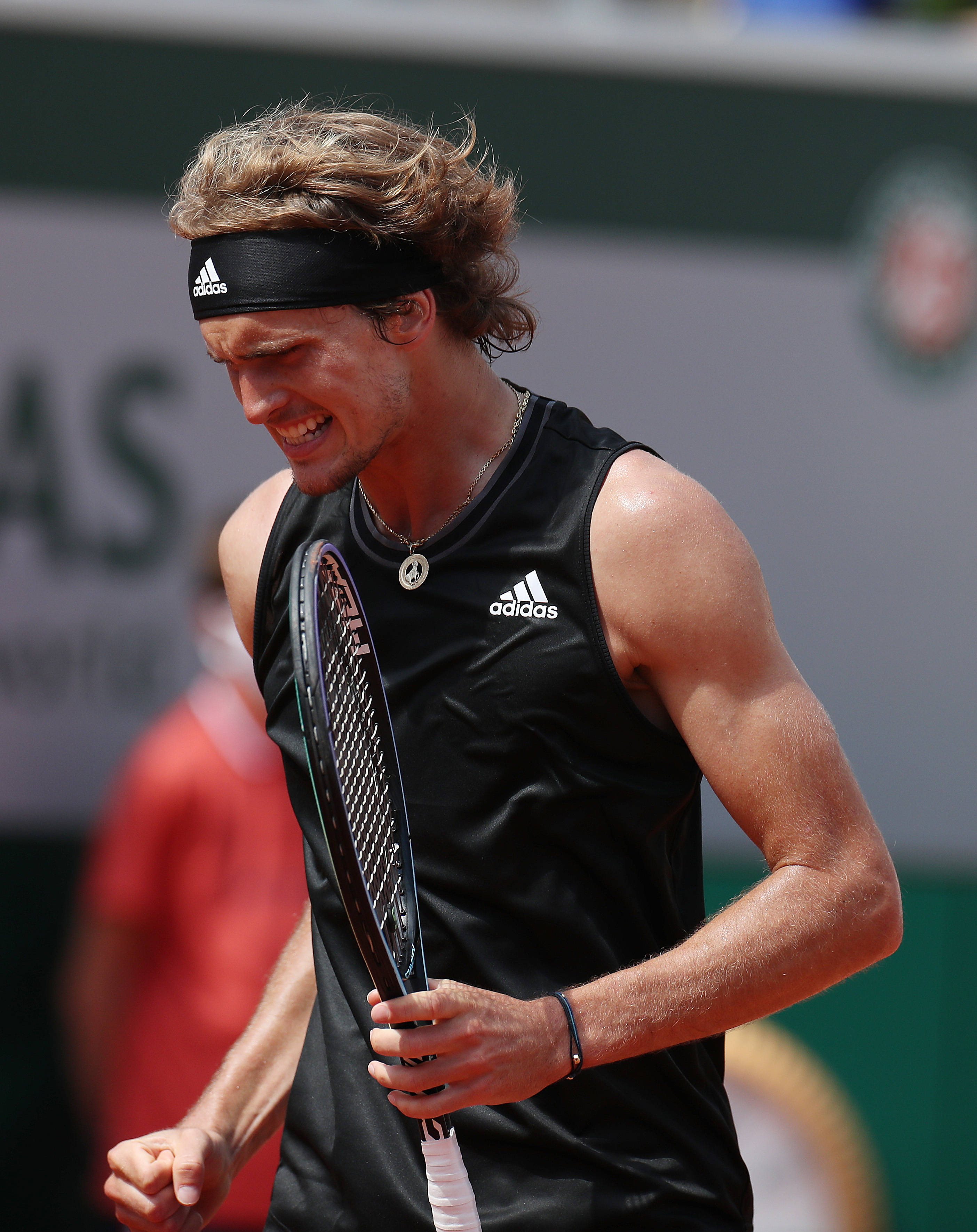 西班牙网球队强势英国网球队，兹维列夫惊艳世界的简单介绍