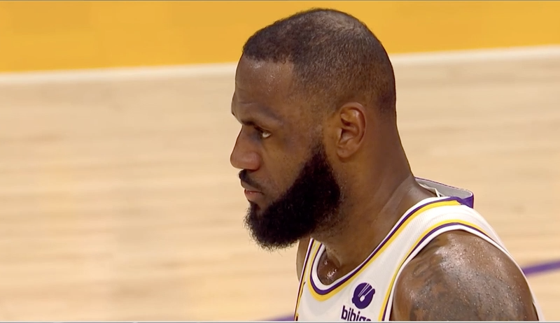 BRO鏖战DRX，Caps拿下关键大龙顶尖较量全球总决赛，点燃全场激情的简单介绍