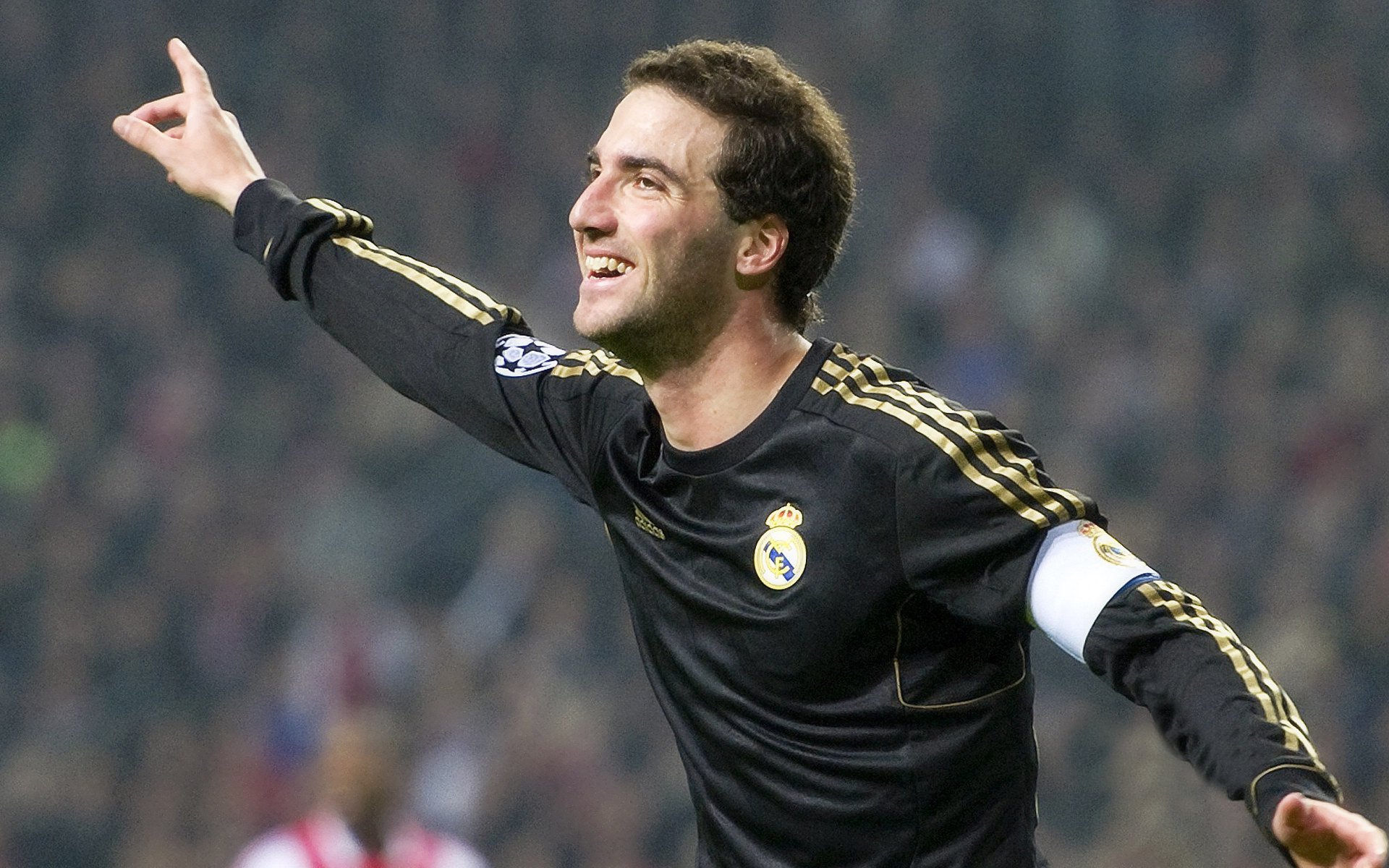 马克西冠军级表现撕裂防线，公牛末节一波流带走勇士